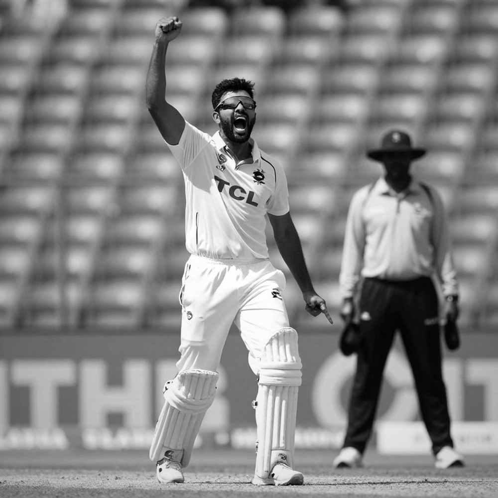 নিলামের লেজার: আইপিএলের ২৭ কোটি টাকার প্রশ্ন ও ফ্র্যাঞ্চাইজি ক্রিকেটের নীরব হিসাব নিলামের লেজার: আইপিএলের ২৭ কোটি টাকার প্রশ্ন ও ফ্র্যাঞ্চাইজি ক্রিকেটের নীরব হিসাব