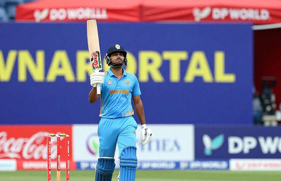 Reading the Blank Page: Cricket's Memory, the Fragility of Data, and the Promise of Blockchain
