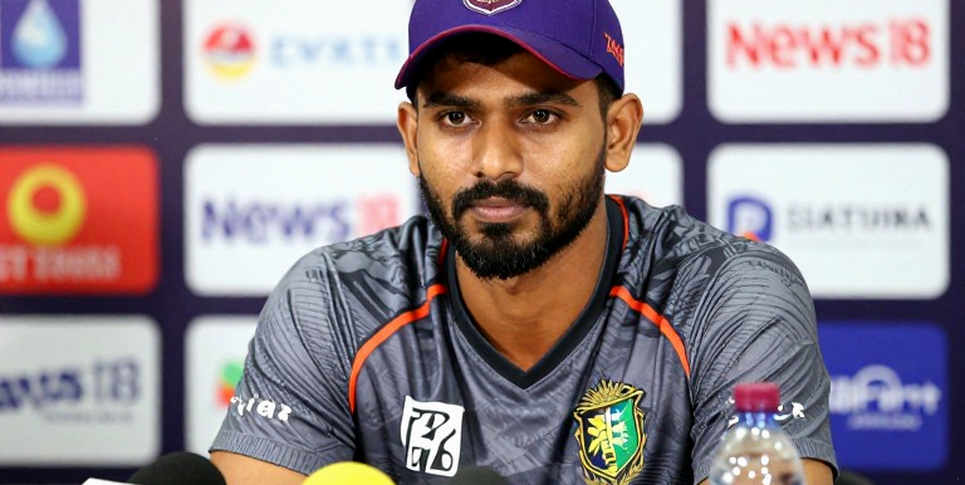 দুই ফরম্যাট, দুই অধিনায়ক: পাকিস্তানের সাদা বলের স্প্লিট লিডারশিপ আসলে কী বলছে দুই ফরম্যাট, দুই অধিনায়ক: পাকিস্তানের সাদা বলের স্প্লিট লিডারশিপ আসলে কী বলছে