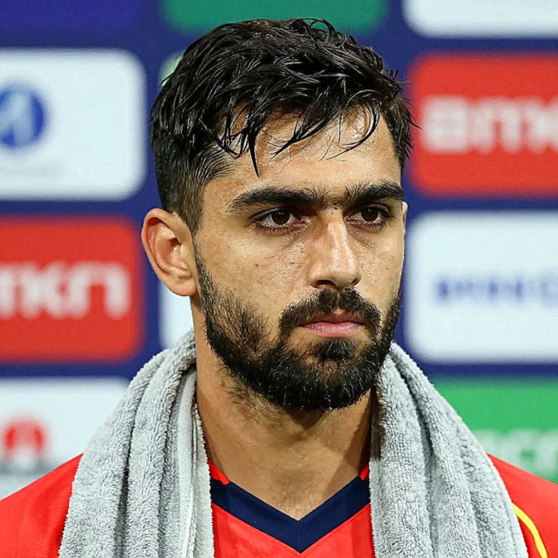 বলের অর্ধেক প্রস্থ: এশিয়ার স্পিন-পিচে ডিআরএসের 'আম্পায়ার্স কল' কীভাবে ম্যাচের ভাগ্য লেখে